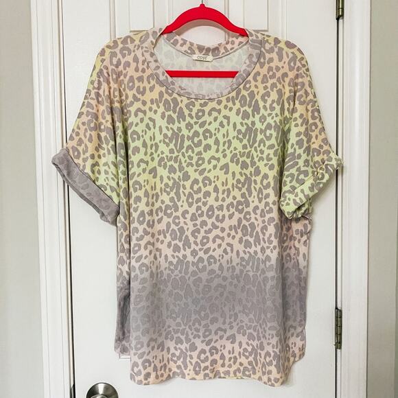 ODDY • Boutique Rainbow Leopard Animal Print Overside Top - Picture 4 of 7